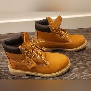 Timberland Waterproof Wheat Boots Junior’s 5.5 PrimaLoft 200g Insulated